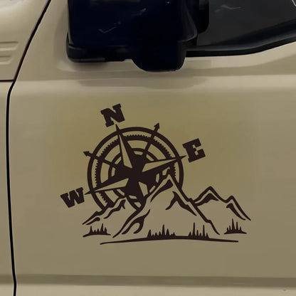 Auto stickers - Kompas en Bergen ontwerp voor avonturiers