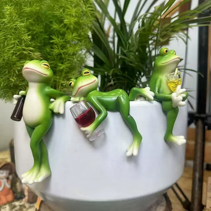 Decoratief insectenhotel als eco tuindecoratie