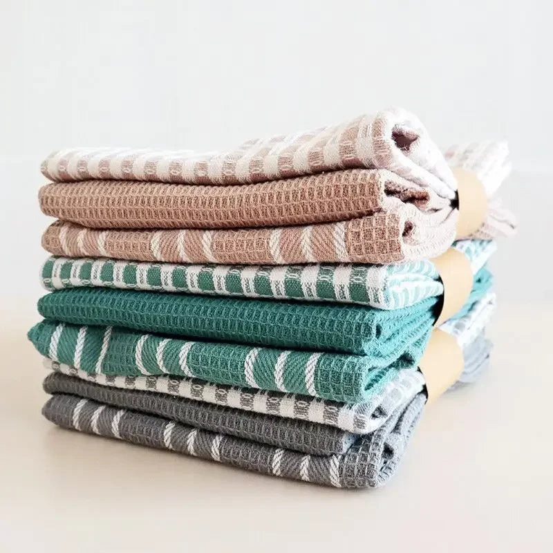 Vrolijke theewaar met kleurrijk design