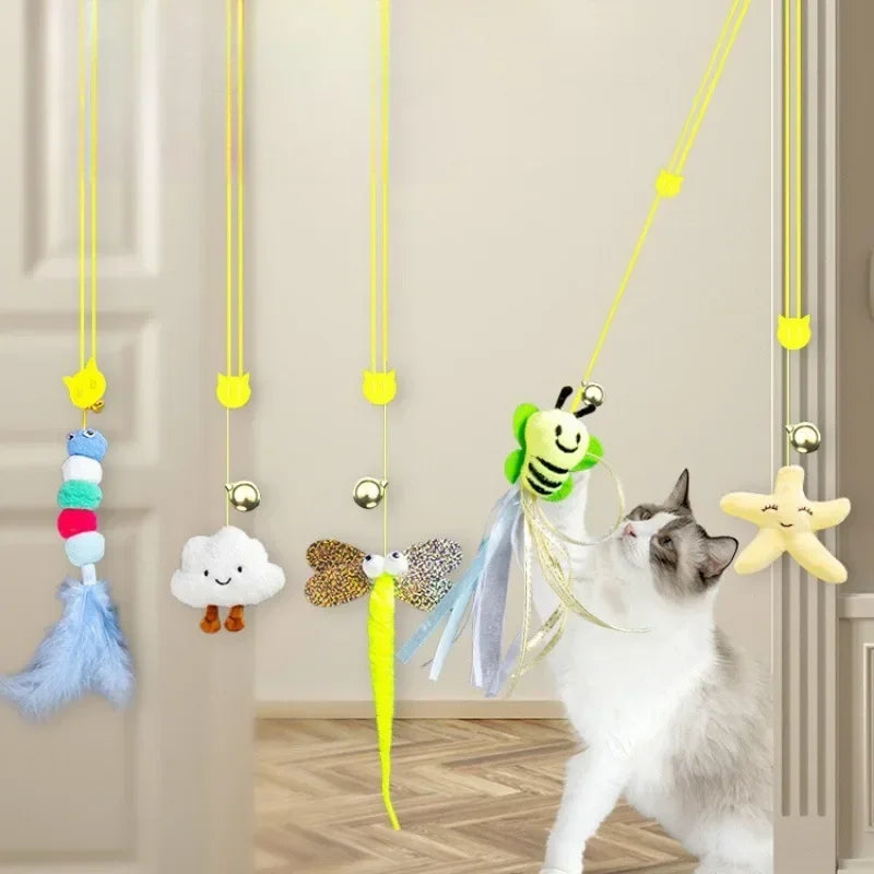 Kattenspeeltje met kralen en veren – Licht en kleurrijk