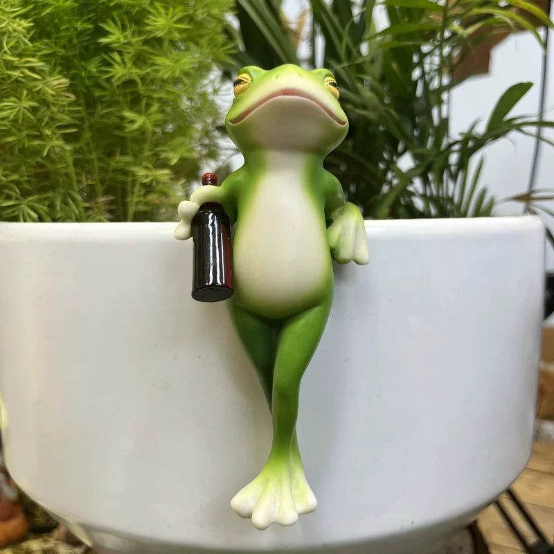 Zittend konijn als paas tuindecoratie