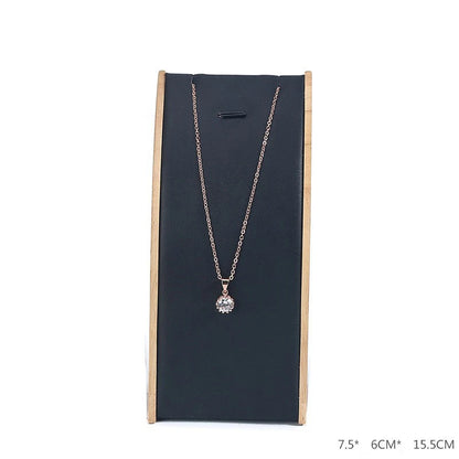 Houten sieraden standaard – Tijdloos en warm