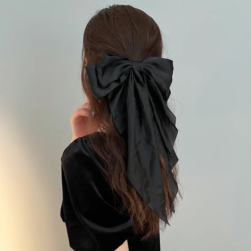 Haar accessoires met glanzende finish