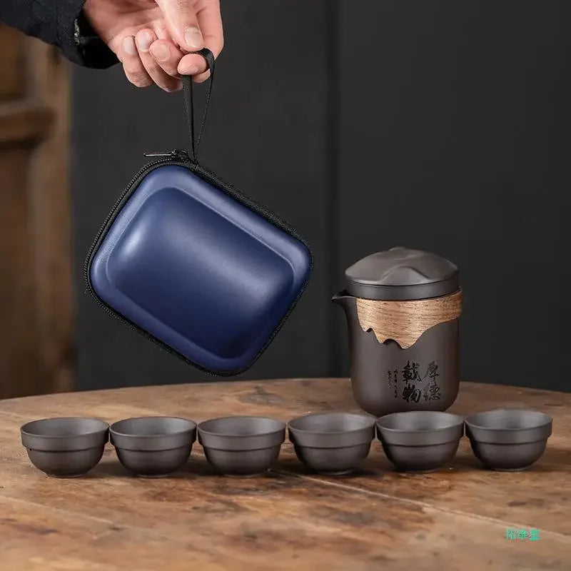 Keramisch theeservies met matte afwerking