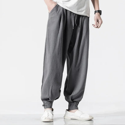 Linnen broek man met elastiek aan de enkel – Sportieve look