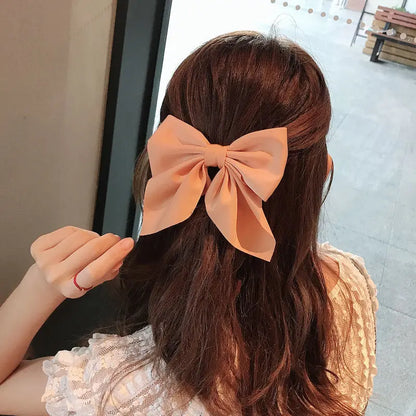 Haar accessoires met kralen en zachte stof