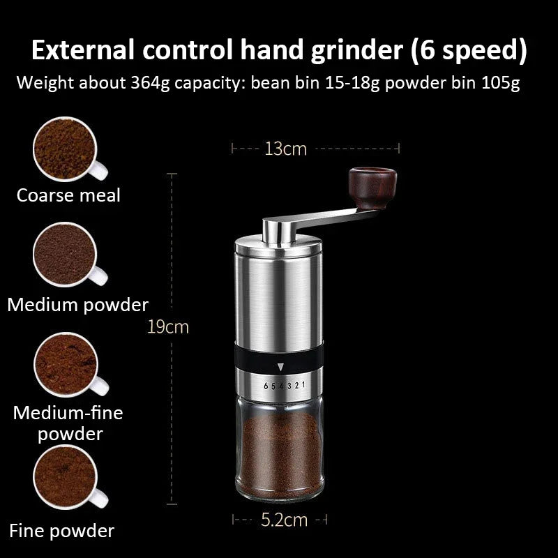 Koffie accessoires zoals melkopschuimer en borstel