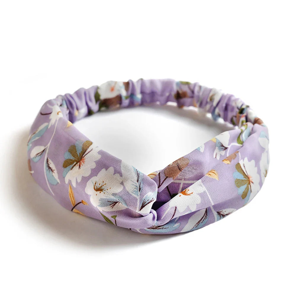 Haar accessoires met klassieke parelaccenten