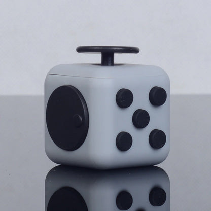 Fidget toys action - Interactieve kubus met kleurrijke knoppen voor ontspanning