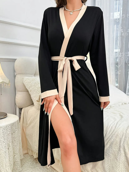 Ochtendjas voor dames - Zwarte elegantie met zachte beige accenten voor een ontspannen ochtend