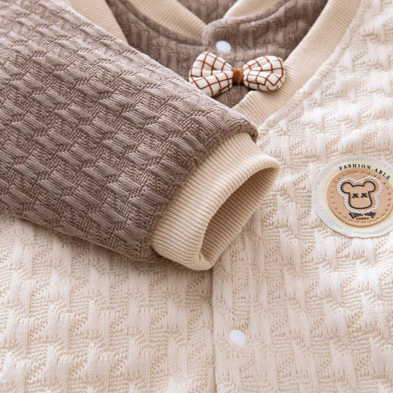 Meisjes kleding in klassieke en trendy designs