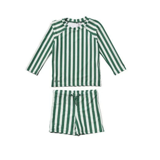 Modebewuste meisjes kleding in trendy kleuren