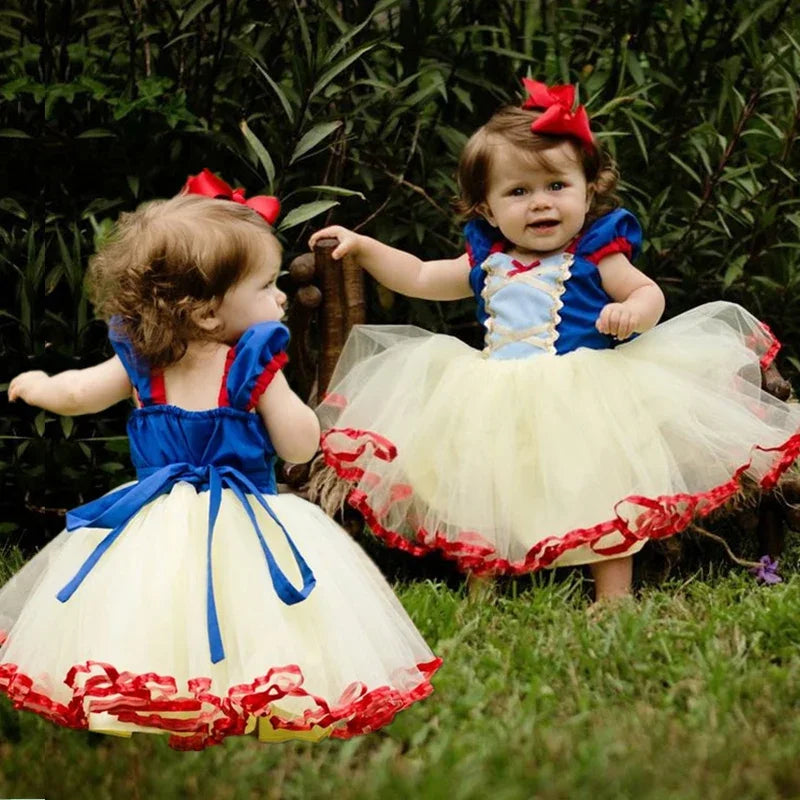 Stoere en lieve meisjes kleding in verschillende stijlen