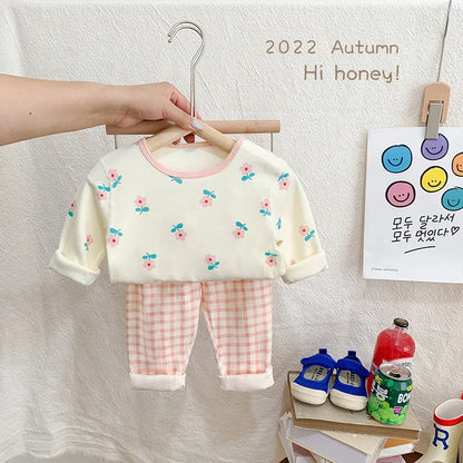 Babykleding jongen in hippe en stoere designs