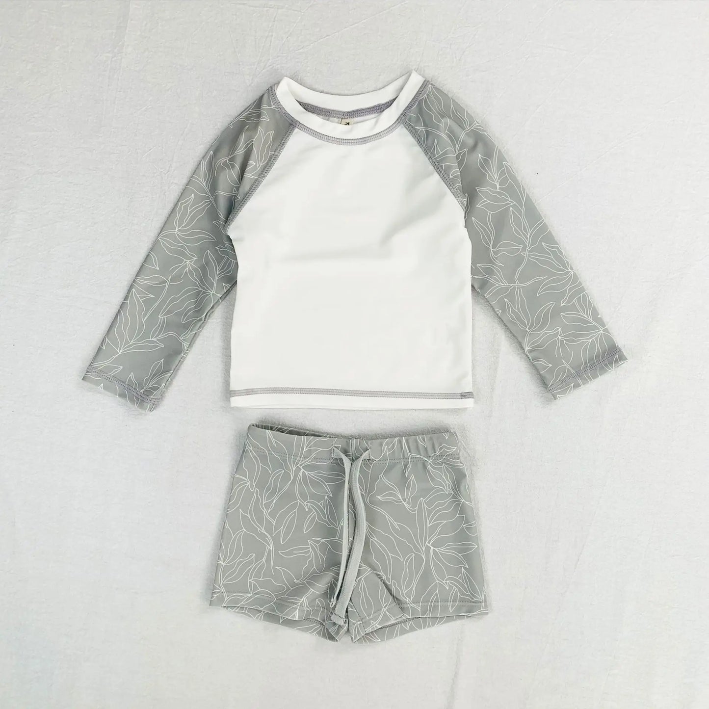 Meisjes kleding in klassieke en trendy designs
