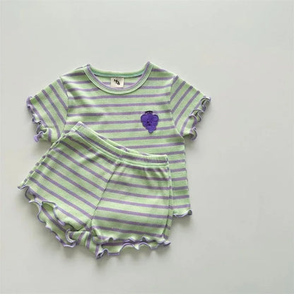 Lichtgewicht baby kleding voor de zomer