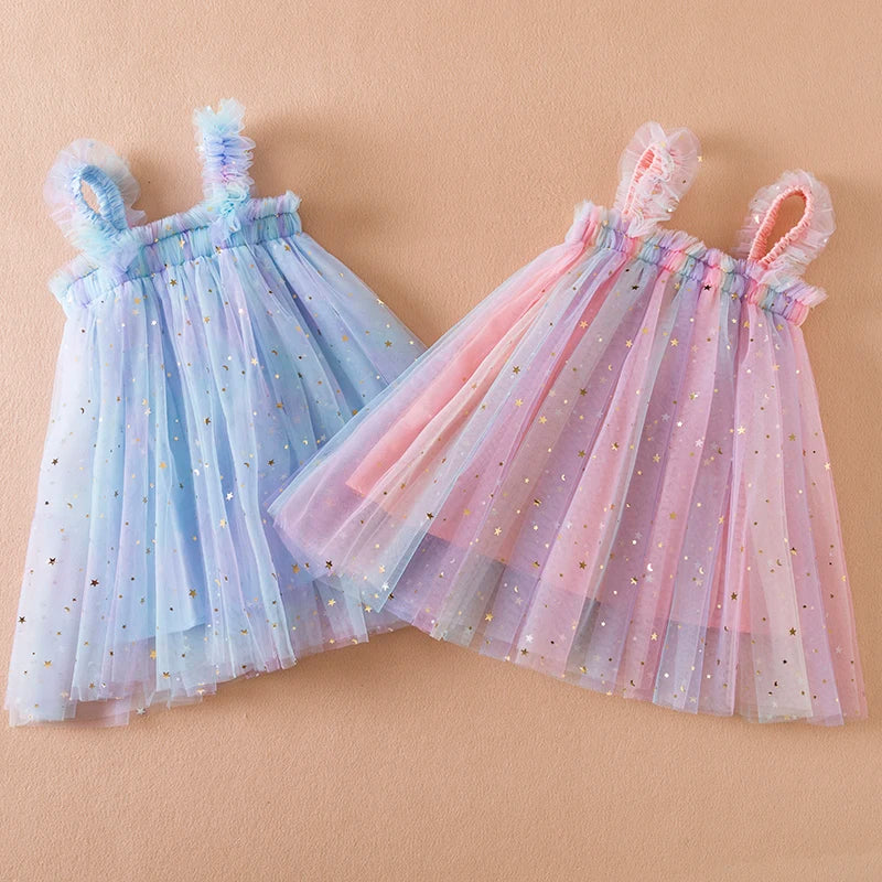 Schattige babykleertjes met speelse details