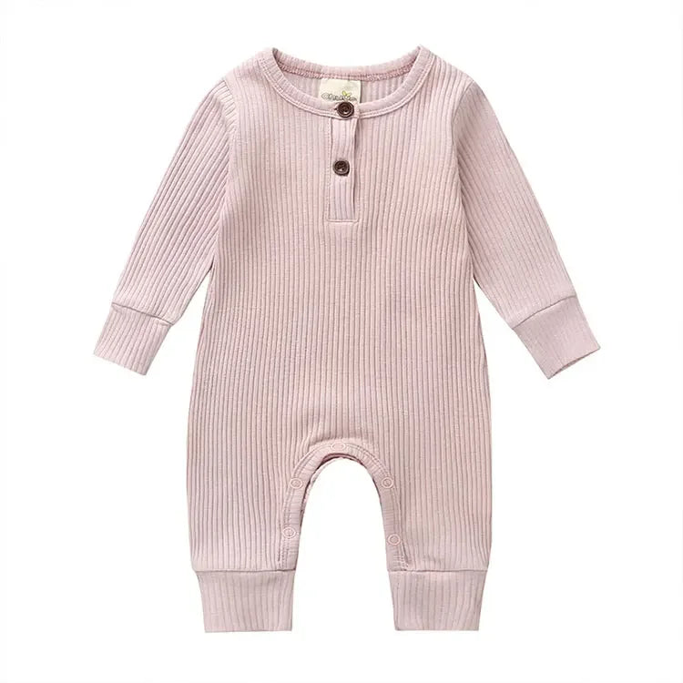 Modebewuste meisjes kleding in trendy kleuren