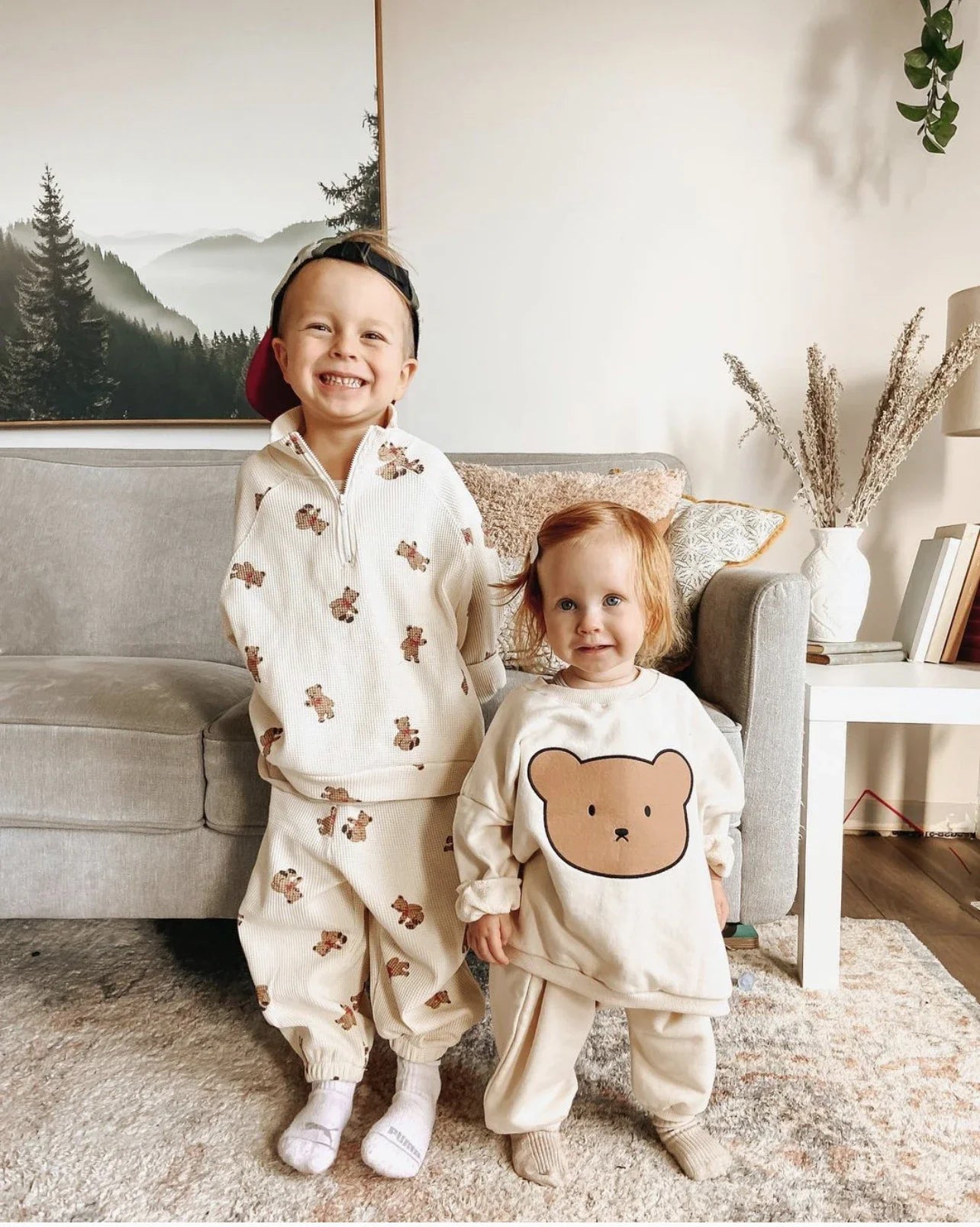 Comfortabele babykleding jongen in vrolijke kleuren