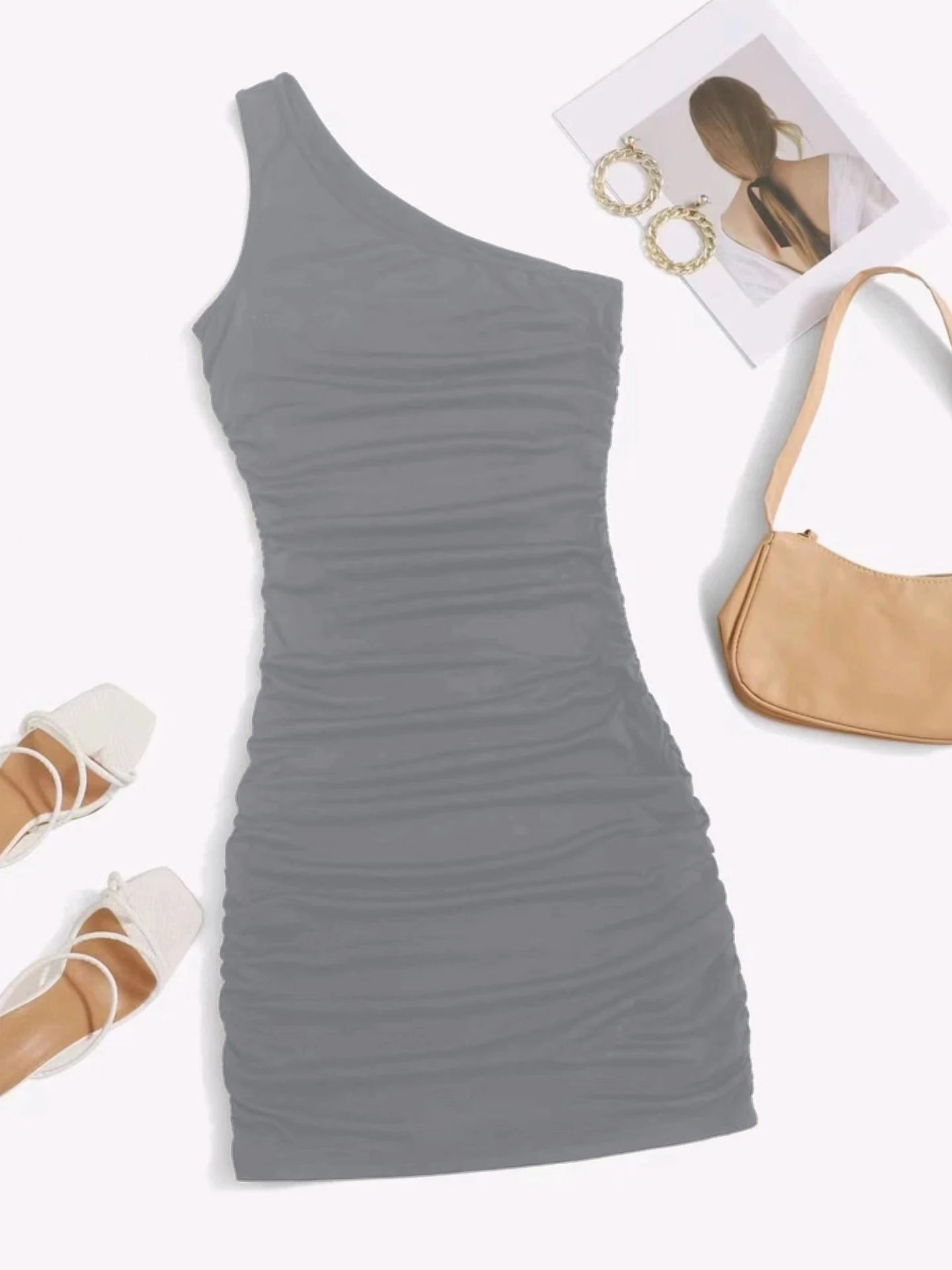 Pastel jurk met een elegante pasvorm