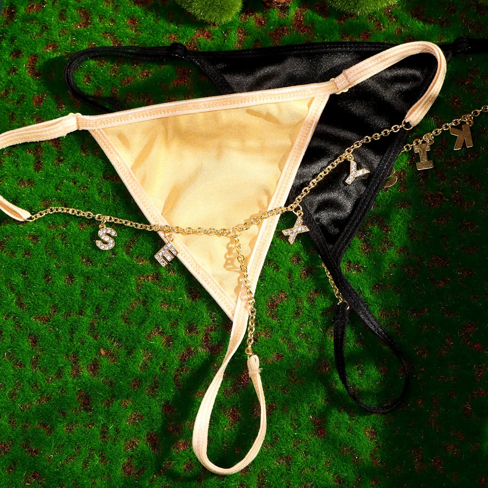 Moderne string met naam – Eigentijdse en trendy uitstraling
