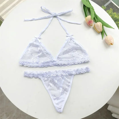 Satijnen string met naam – Luxe en sensuele lingerie