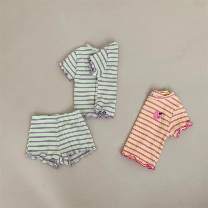 Kleertjes met leuke prints en kleuren
