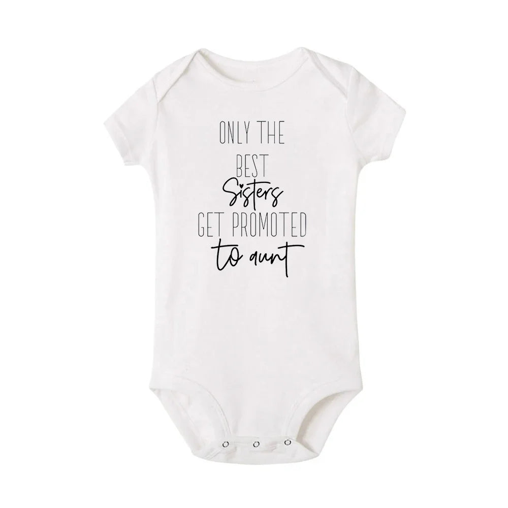 Kinderkleding in vrolijke en trendy kleuren