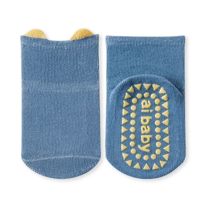 Profiteer van grote kortingen in de babykleding sale