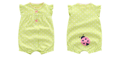 Kinderkleding in vrolijke en trendy kleuren