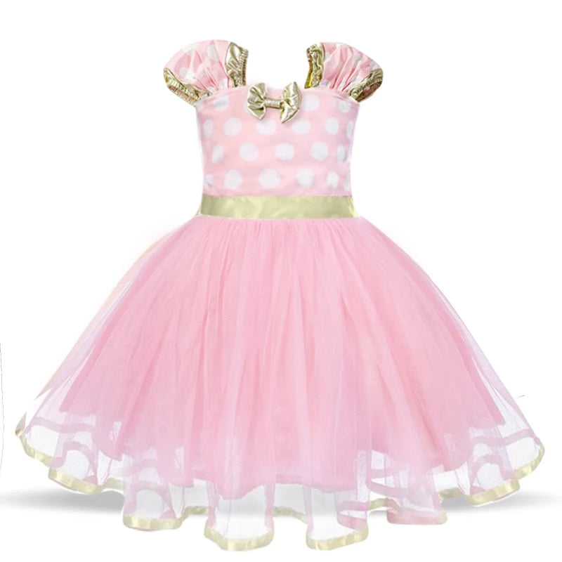 Schattige babykleertjes in pastelkleuren