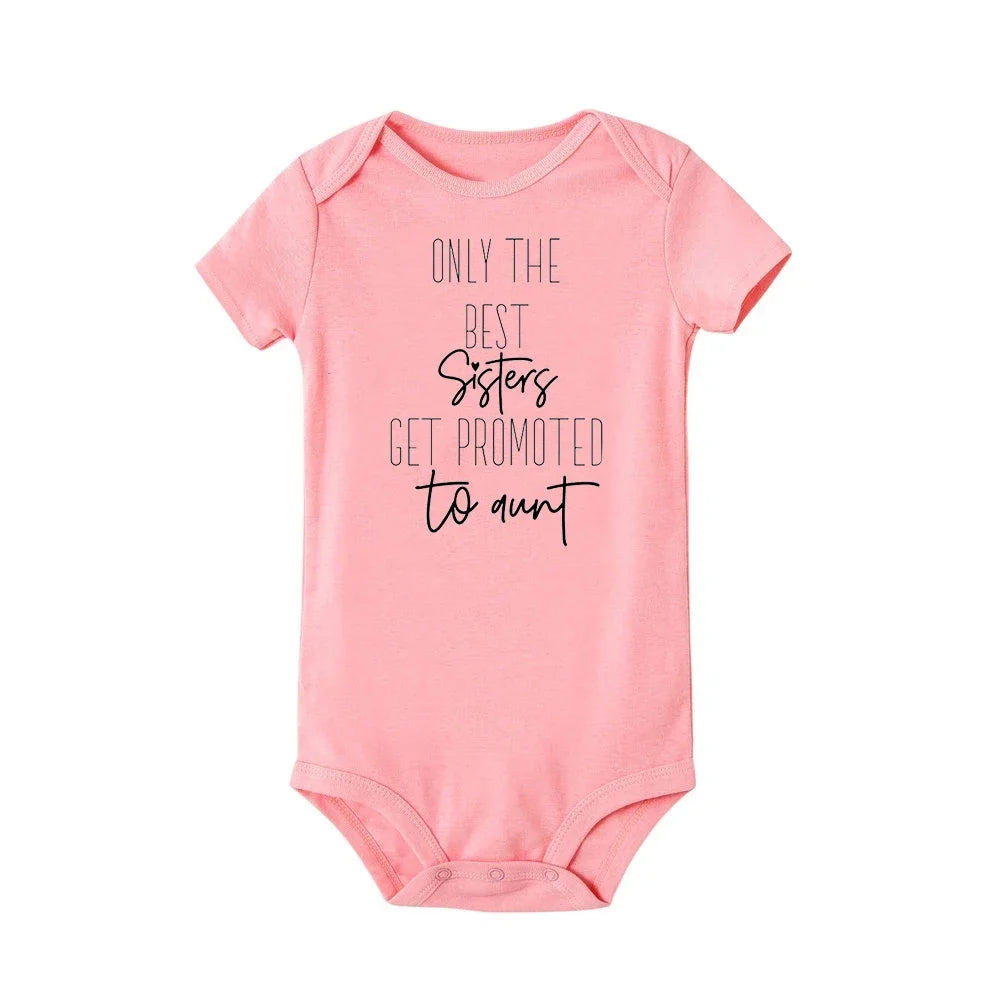 Schattige babykleertjes voor een feestje of speciale gelegenheid
