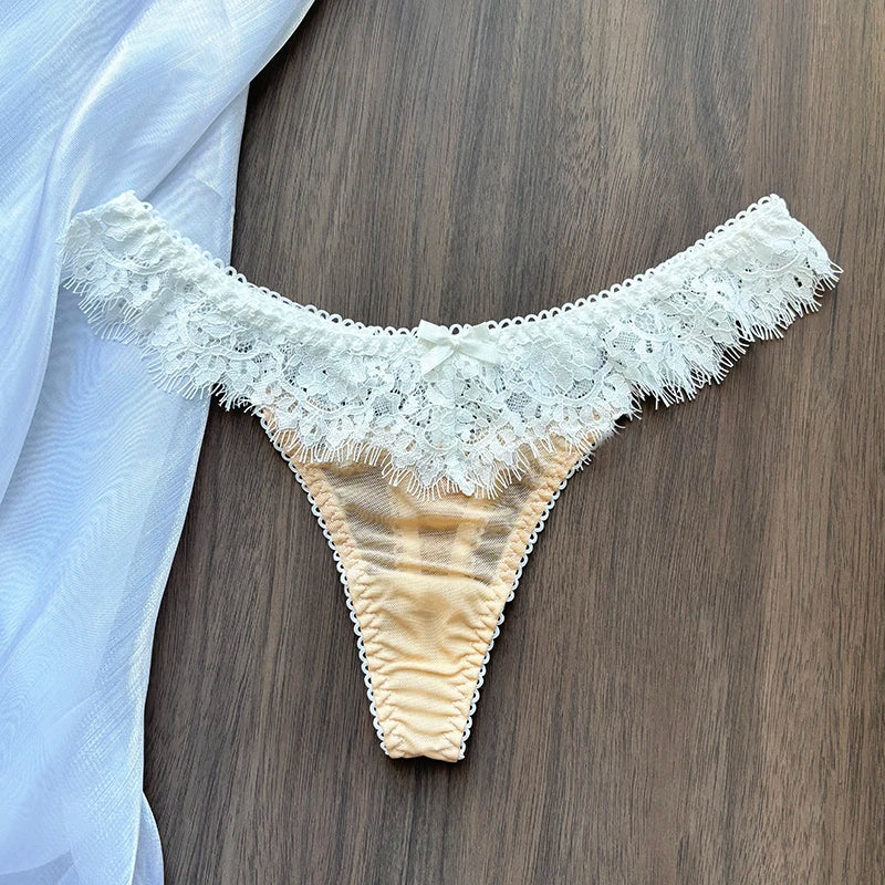 String met initialen – Luxe lingerie met een persoonlijke touch