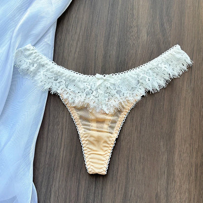 String met initialen – Luxe lingerie met een persoonlijke touch