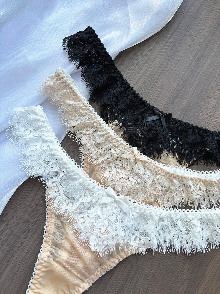 Zijden string met naam – Elegant en comfortabel ondergoed
