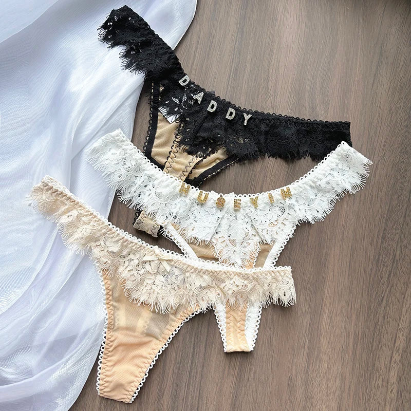 Minimalistische string met naam – Eenvoudig en stijlvol