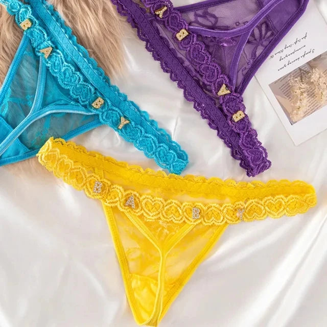 Sexy string met naam – Sensueel en persoonlijk