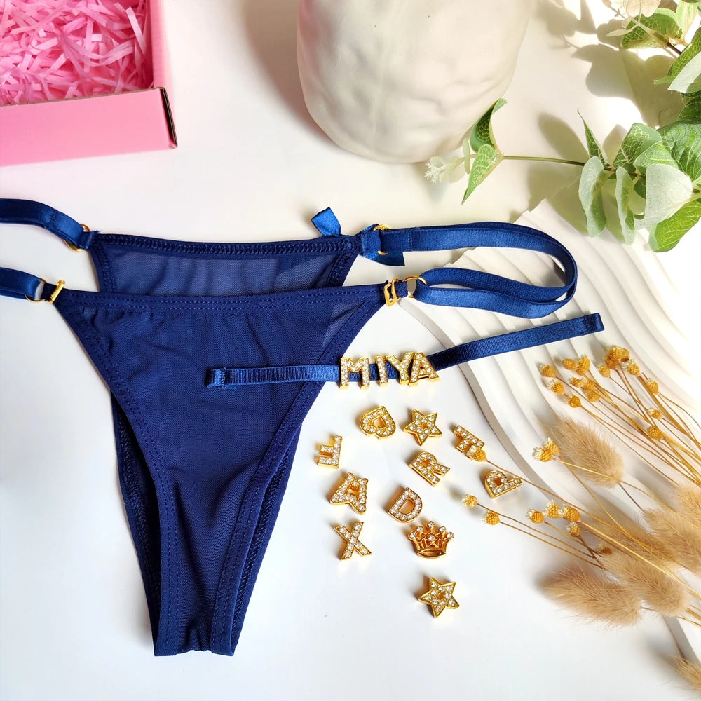 String met speelse print en naam – Uniek en vrolijk design