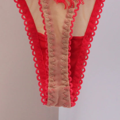 String met subtiele naamprint – Elegant en verfijnd