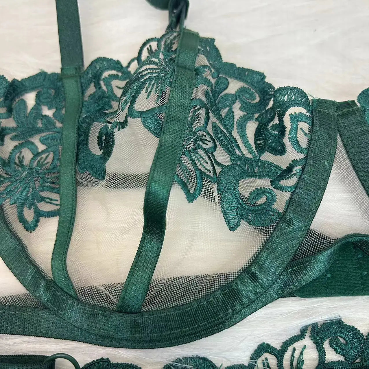 Trendy string met naam – Eigentijds en modieus ondergoed