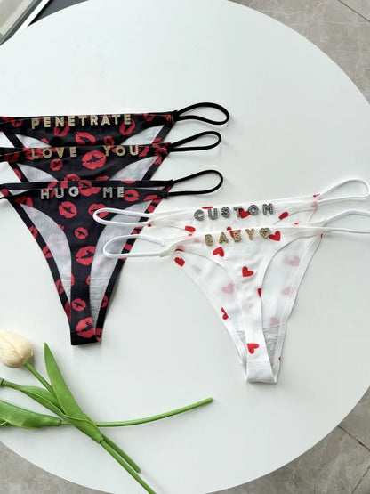 String met speelse print en naam – Uniek en vrolijk design
