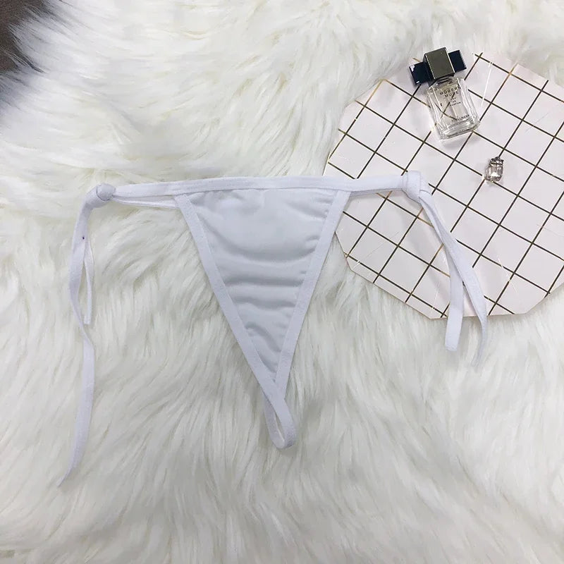 Luxe string met borduursel – Uniek en elegant