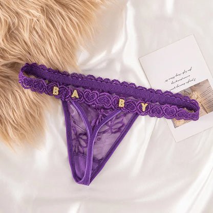Tweedelige lingerie set met naam – Gepersonaliseerde string en top