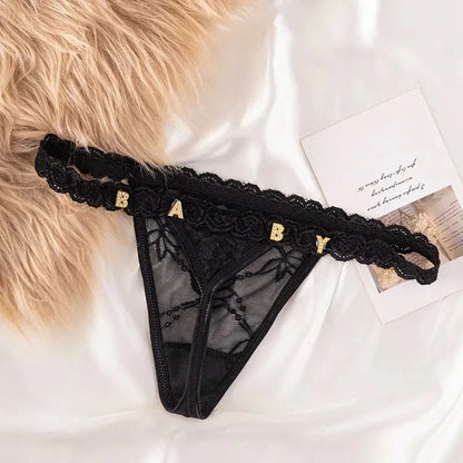 Minimalistische string met naam – Eenvoudig en stijlvol